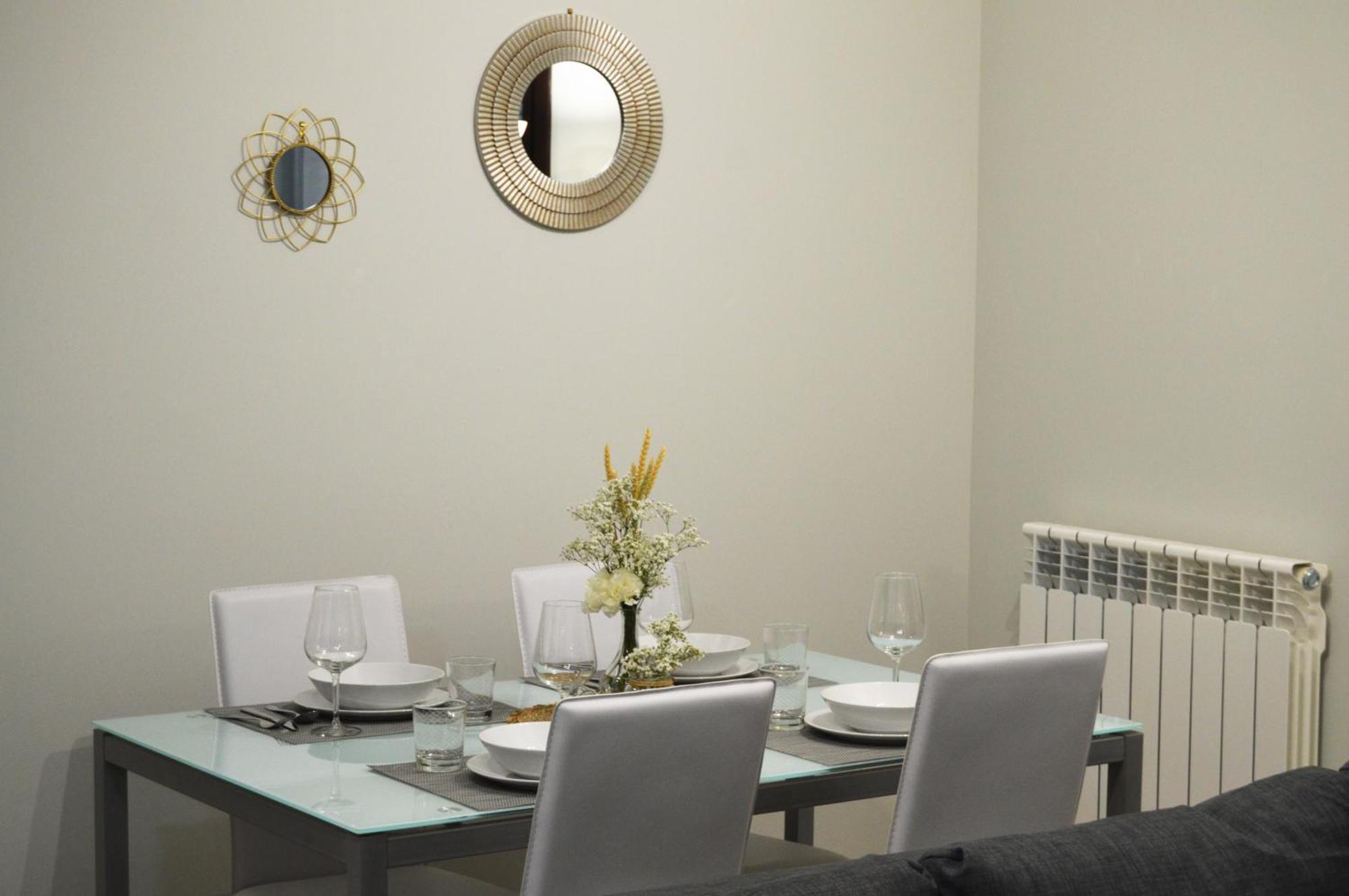 Apartamenticos Plaza Del Pilar I Zaragoza Buitenkant foto